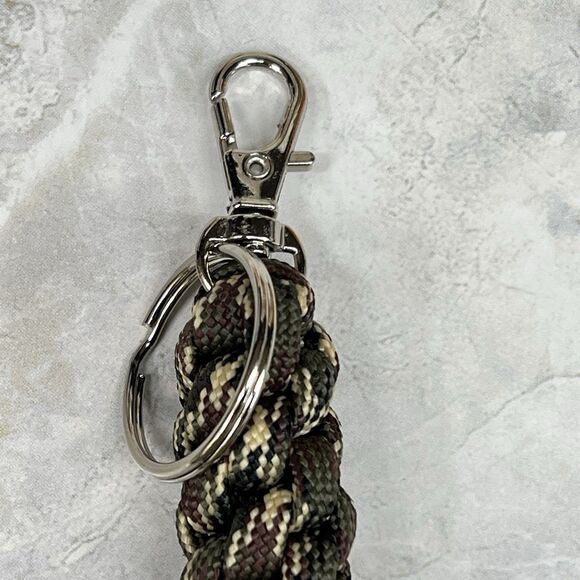 Paracord Braided Keychain Carabiner Key Ring Green Handmade Macrame Swivel Clasp - Picture 8 of 12